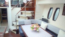Yacht ZION -  Dining